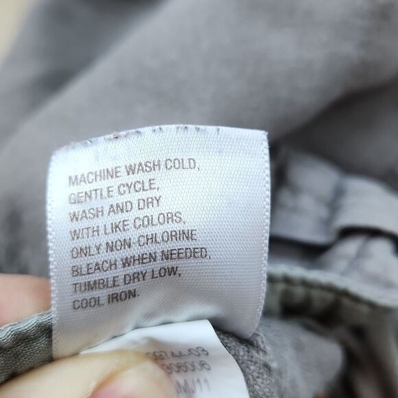 ☔️🐞Old Navy Brown Cuffed Linen Blend Shorts Size 6/28 - Picture 10 of 10